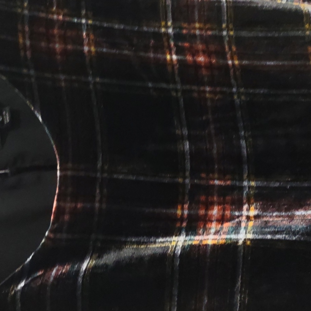 J CREW TOP. - Picture 13 of 17